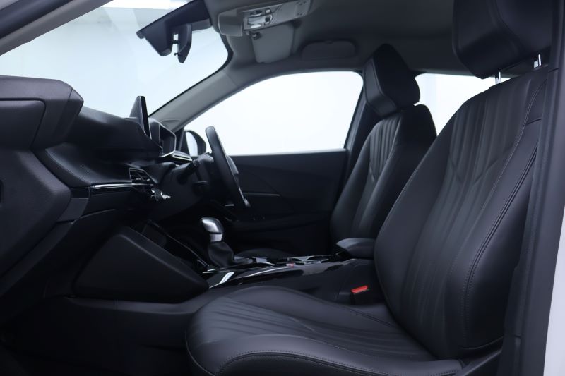 PEUGEOT 2008 ALLURE