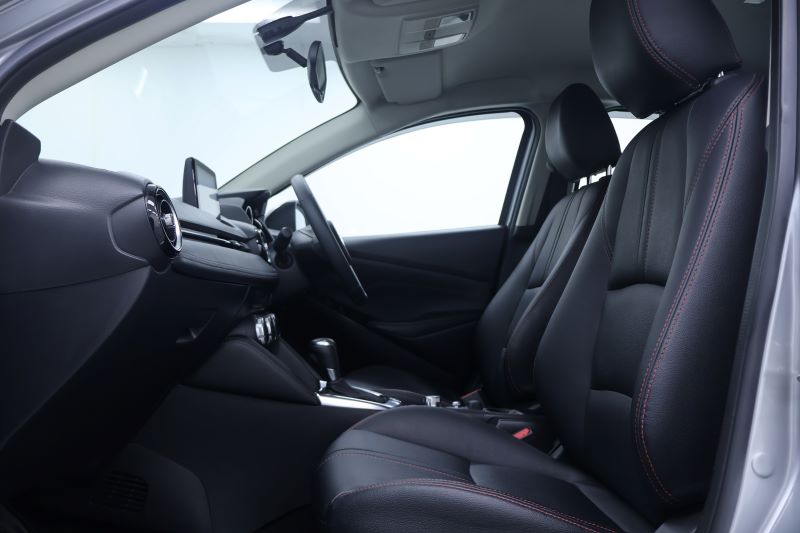 MAZDA 2 1.3 High Connect