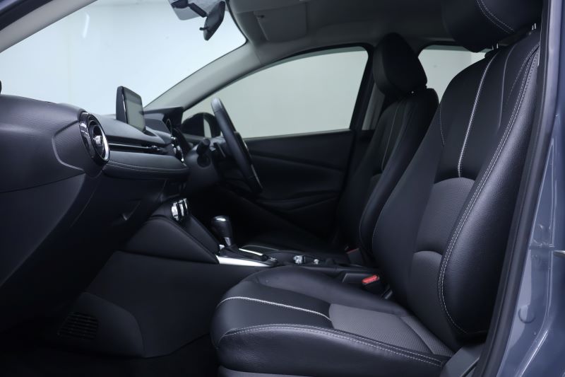 MAZDA 2 1.3 Sport S Leather 
