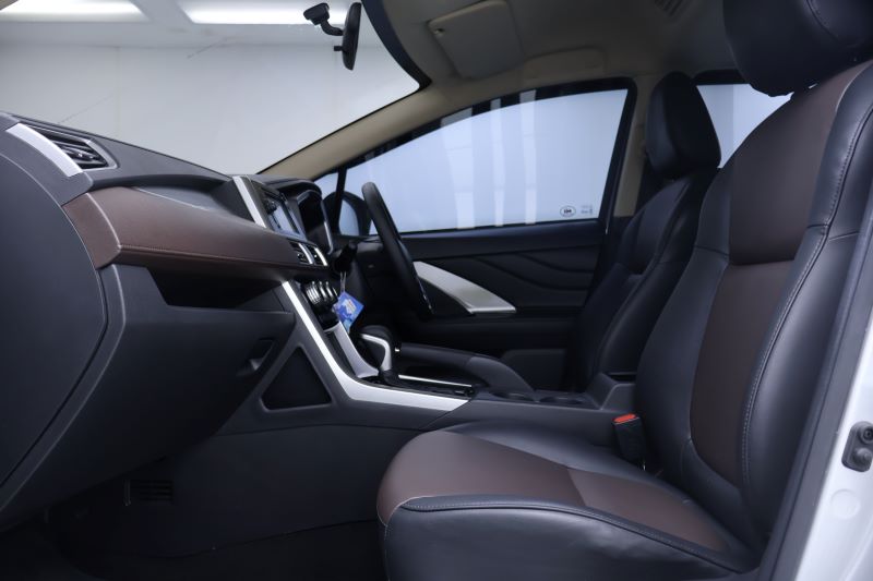 MITSUBISHI XPENDER CROSS1.5