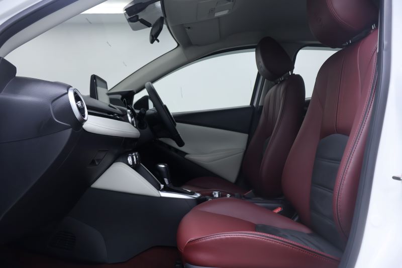 MAZDA 2 SKY ACTIV 