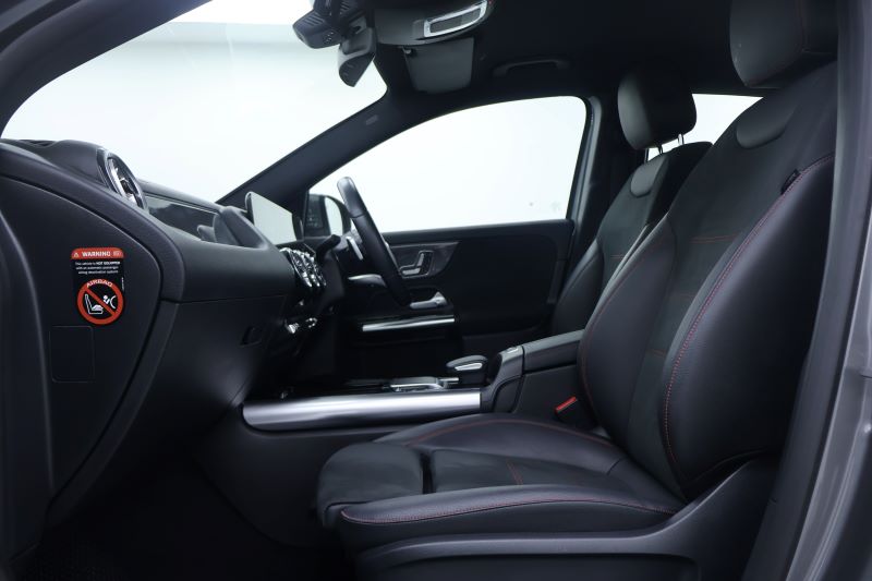 BENZ GLA200 AMG - W247 