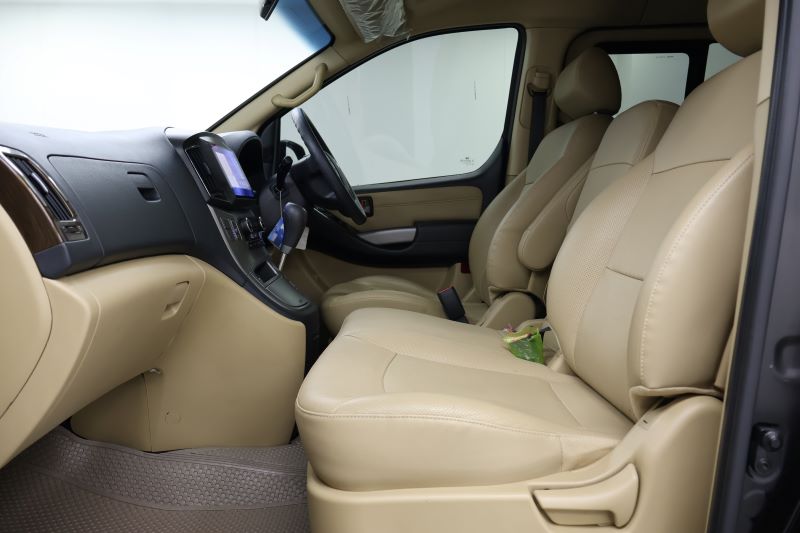 HYUNDAI H-1 2.5 Elite