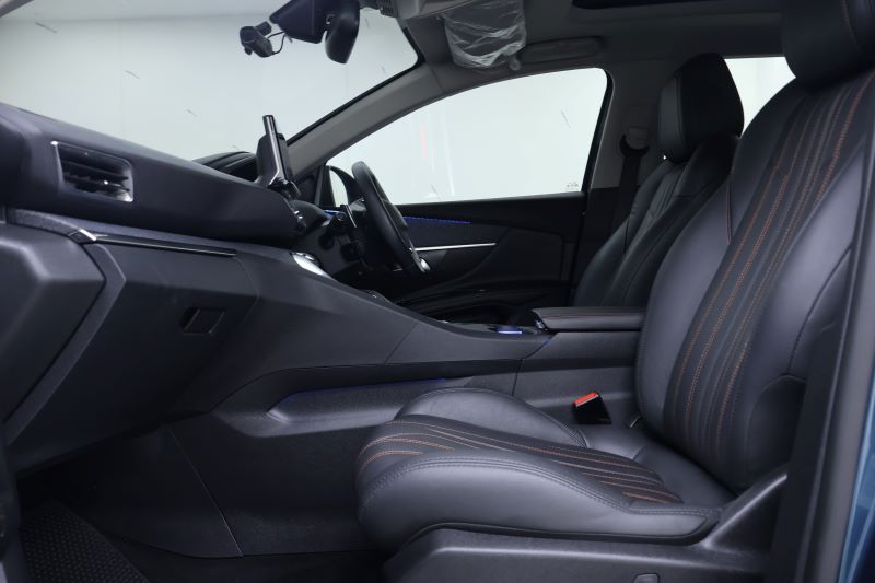 PEUGEOT 5008 Allure 