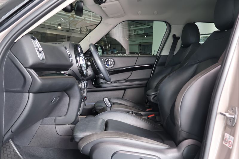 MINI Countryman HighTrim F60 LCI