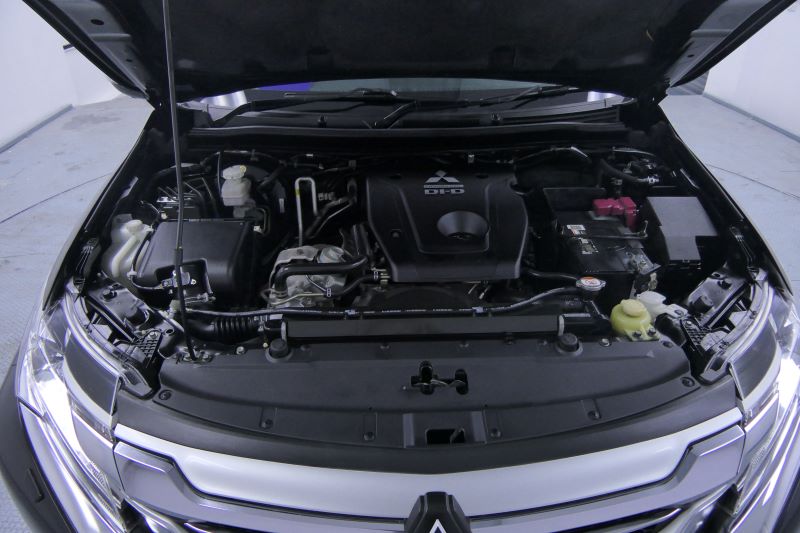 MITSUBISHI PAJERO SPORT 2.4 GT 