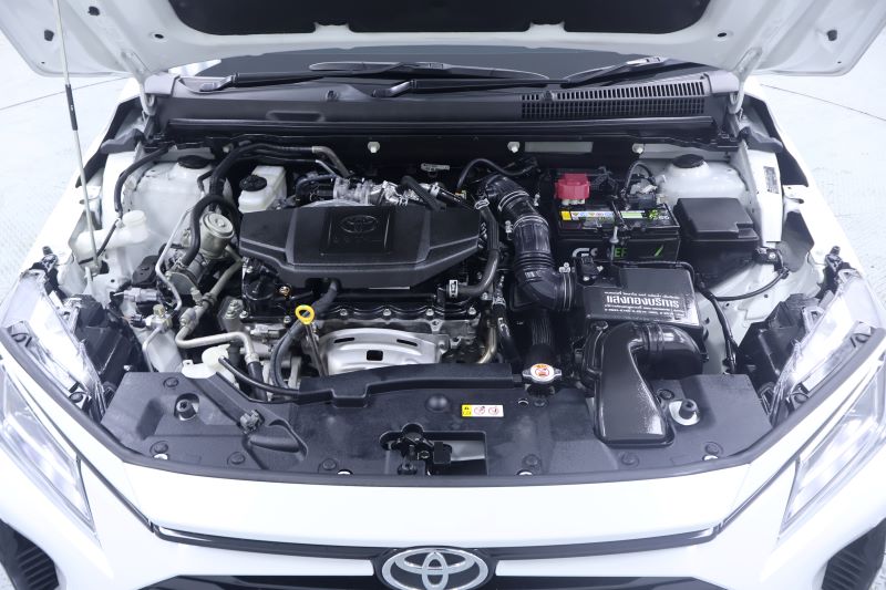 TOYOTA YARIS ATIV1.2 Premium CVT 