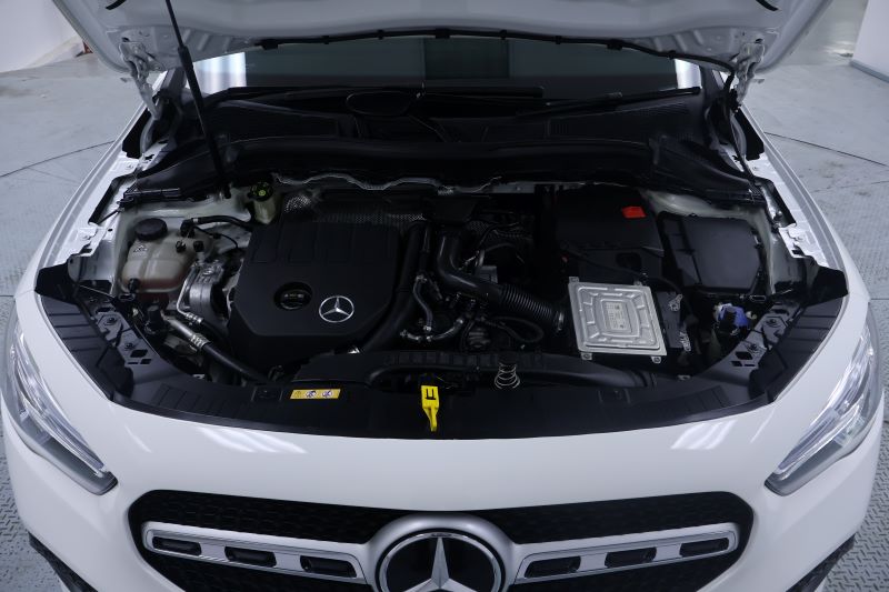 BENZ GLA200 Progessive - W247