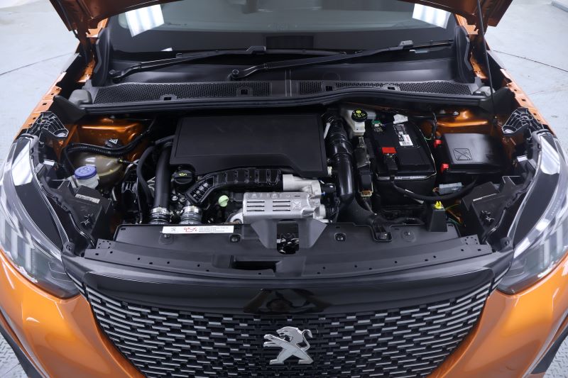 PEUGEOT 2008 ALLURE