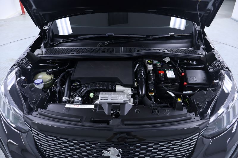 PEUGEOT 2008 ALLURE