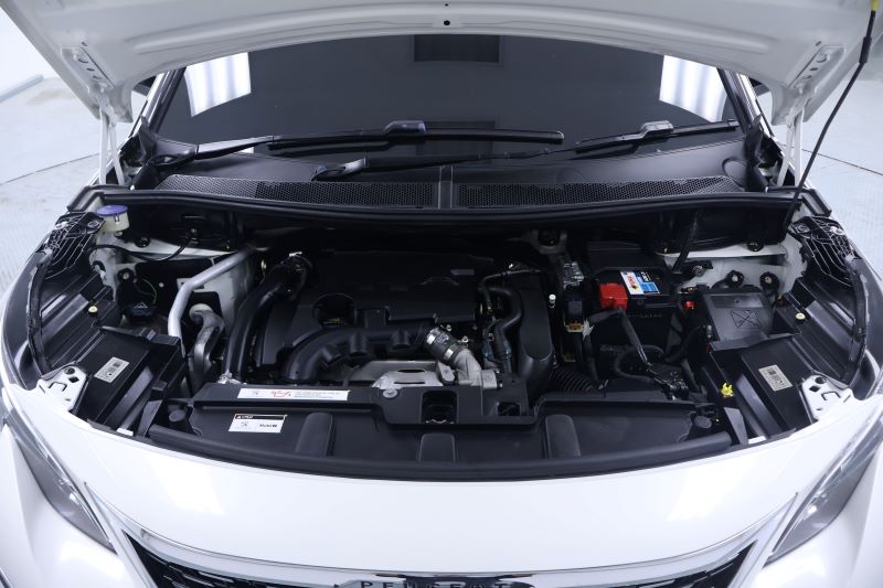 PEUGEOT 5008 Allure