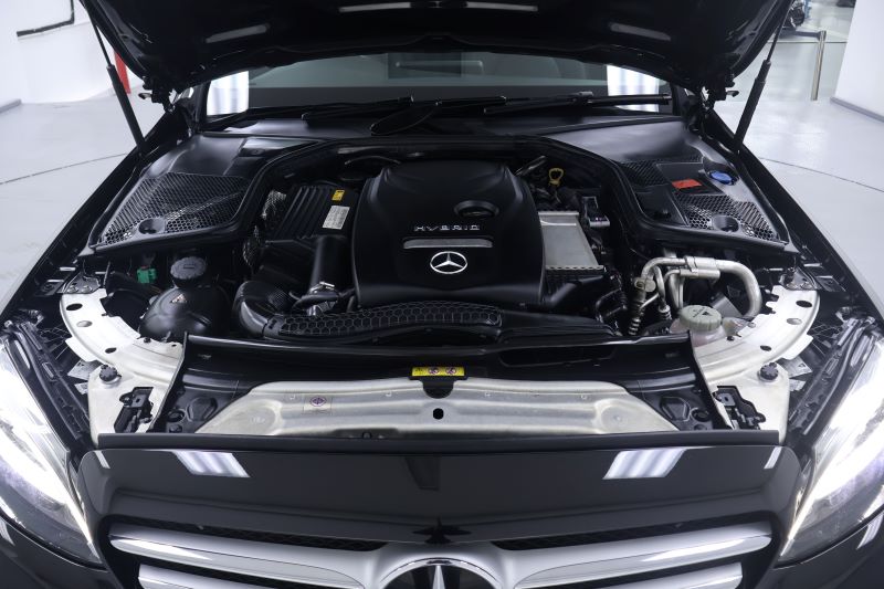 BENZ C300e AVANTGARDE-W205 