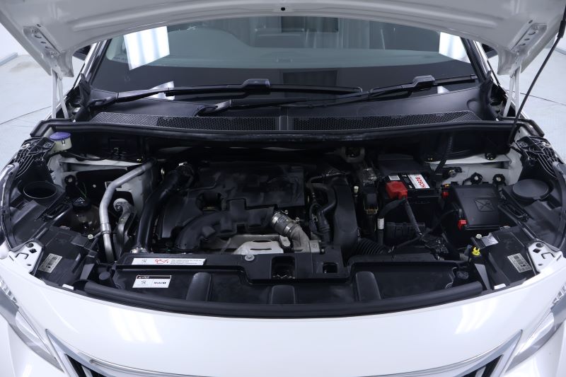 PEUGEOT 5008 ACTIVE