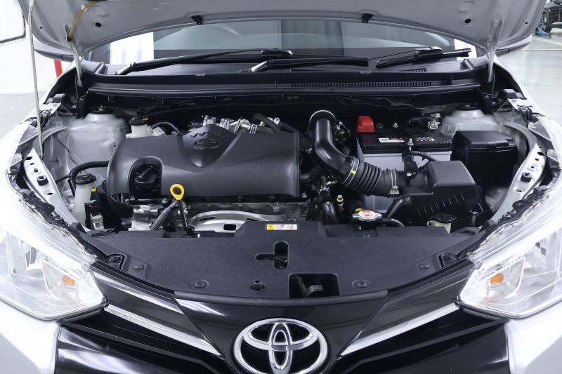 TOYOTA YARIS 1.2 ENTRY