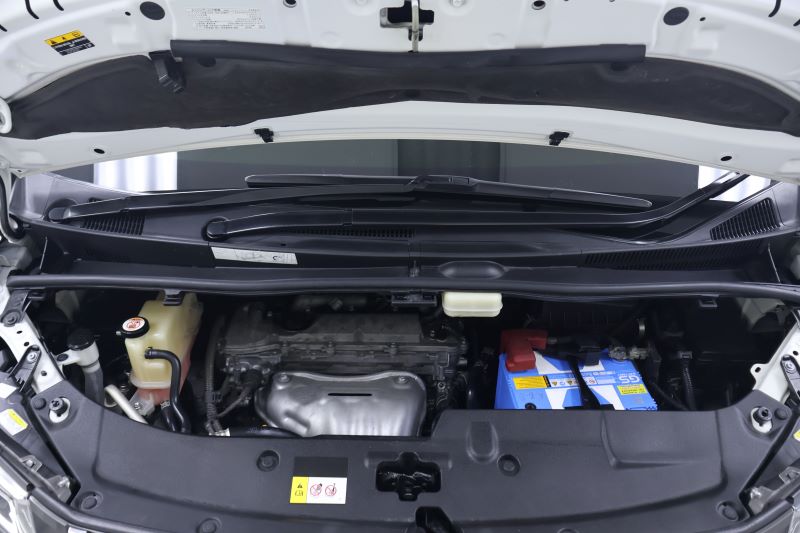 TOYOTA ALPHARD 2.5 SC Package 