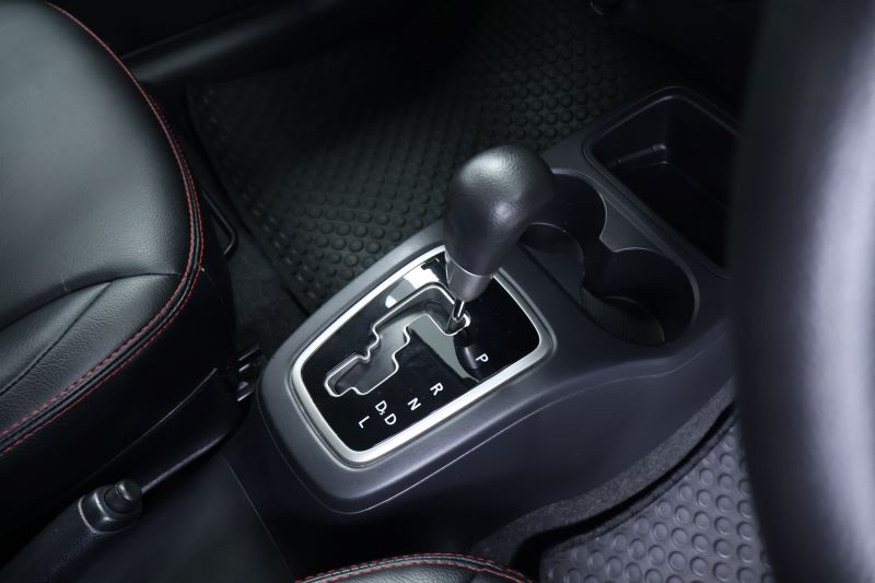 MITSUBISHI MIRAGE1.2 GLX 
