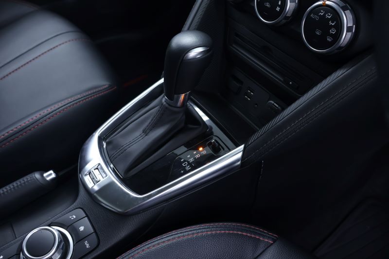 MAZDA 2 1.3 High Connect