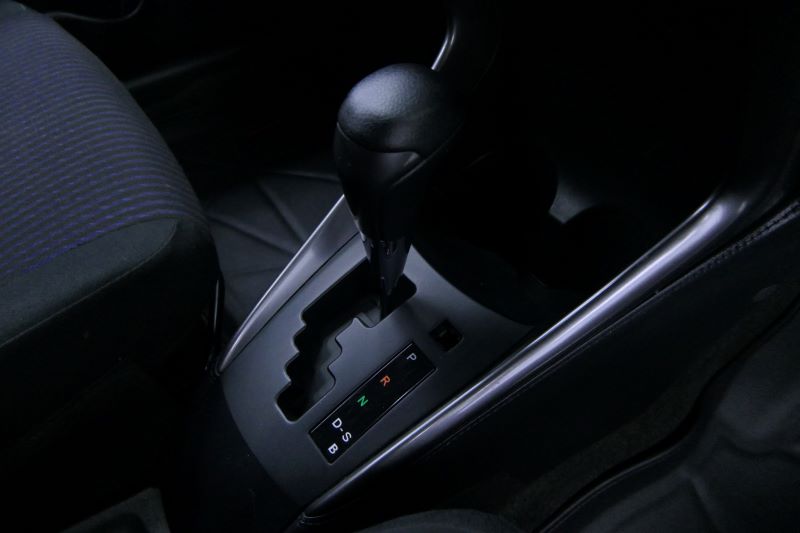 TOYOTA YARIS ECO1.2 Entry 
