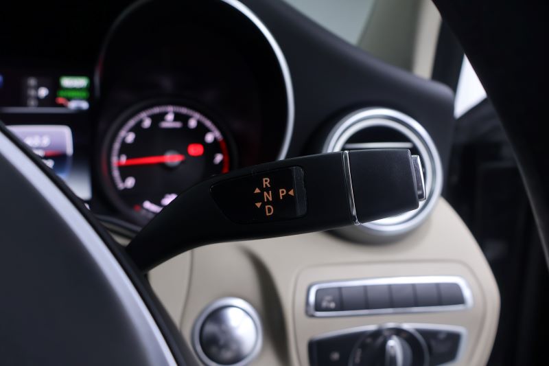 BENZ C350e Avangarde Plugin hybrid-w205