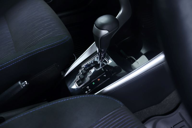 TOYOTA YARIS 1.2 G