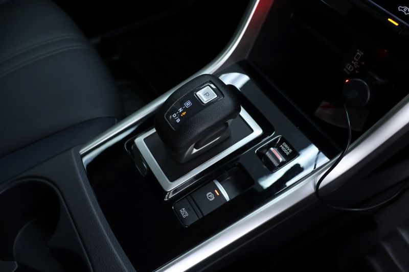 MITSUBISHI XPANDER 1.6 CROSS HEV 