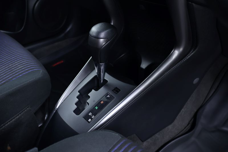 TOYOTA YARIS 1.2 ENTRY 